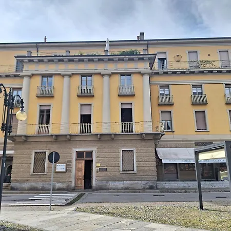 Chic Brand New At Palazzo Giuliani In Verbania Интра