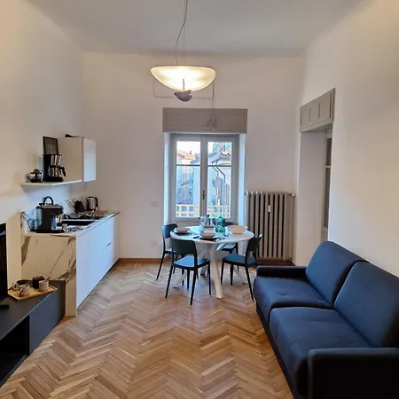 Апартаменты Chic Brand New At Palazzo Giuliani In Verbania *