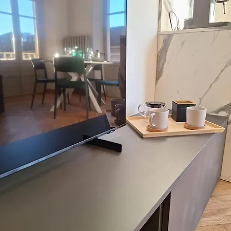 Chic Brand New At Palazzo Giuliani In Verbania Апартаменты Интра