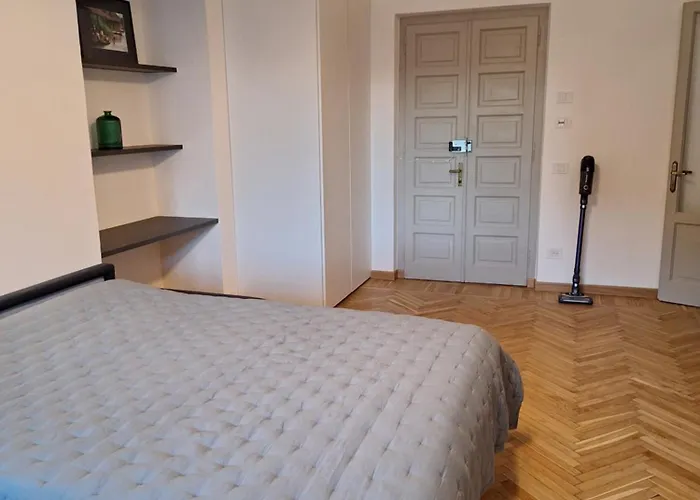 Chic Brand New At Palazzo Giuliani In Verbania 인트라