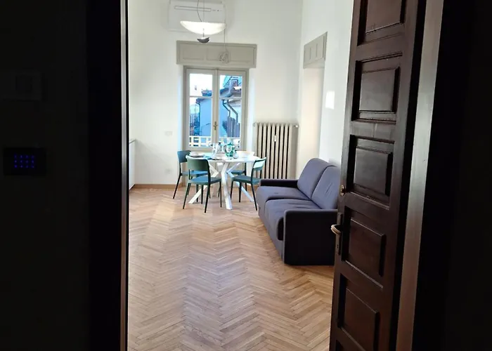 Apartamento Chic Brand New At Palazzo Giuliani In Verbania *