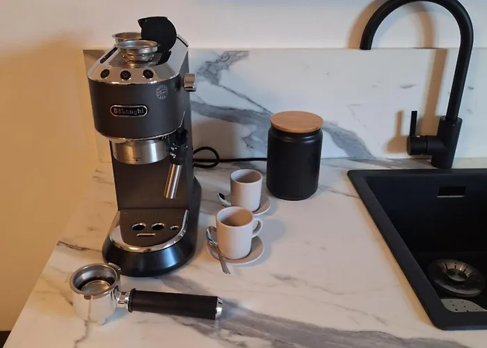 아파트 Chic Brand New At Palazzo Giuliani In Verbania 인트라