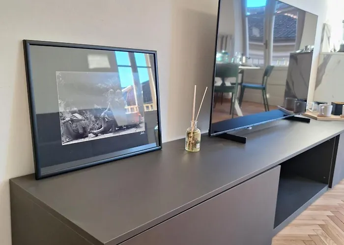 Apartamento Chic Brand New At Palazzo Giuliani In Verbania