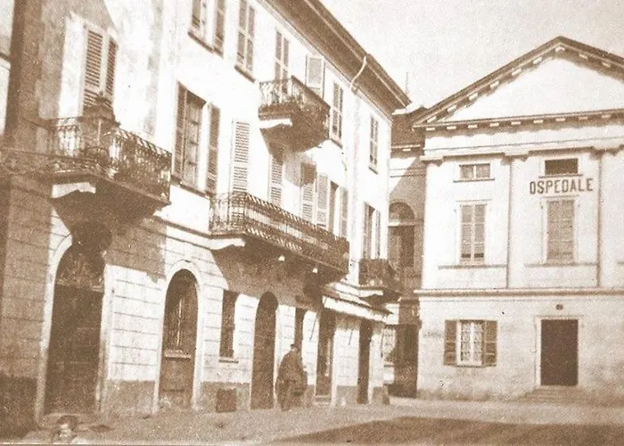 Chic Brand New At Palazzo Giuliani In Verbania 아파트 인트라